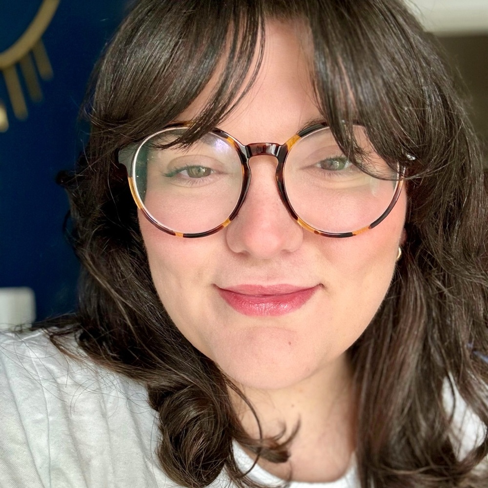 Meet your Posher, Gia